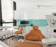 Clear dental banner