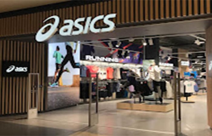 Asics banner