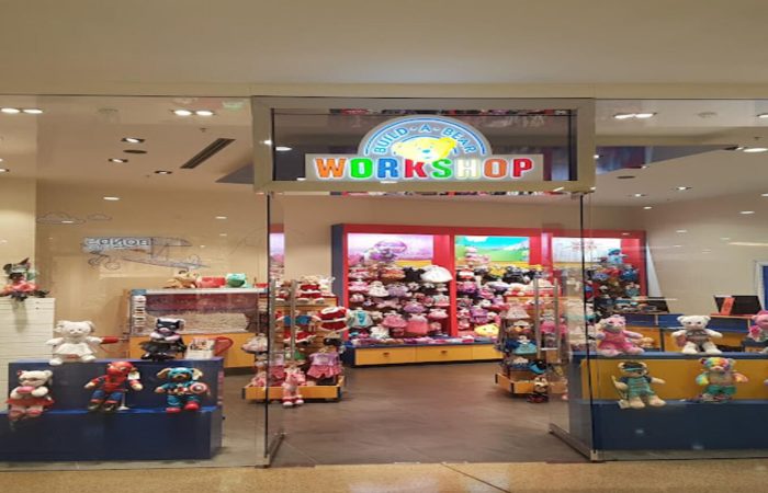 Build-a-bear banner