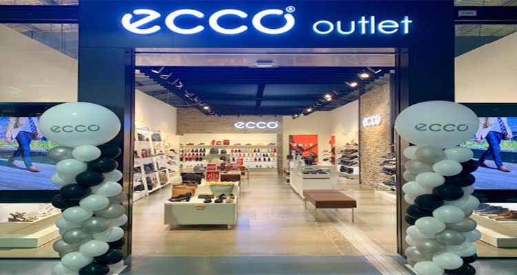 Ecco shoes banner