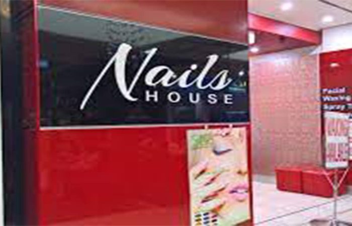 Nails banner
