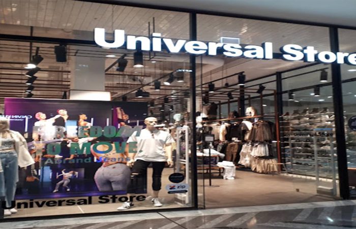 Universal store banner